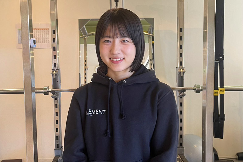 室井トレーナー